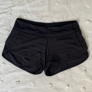 Lululemon Speed Up Shorts 2.5”